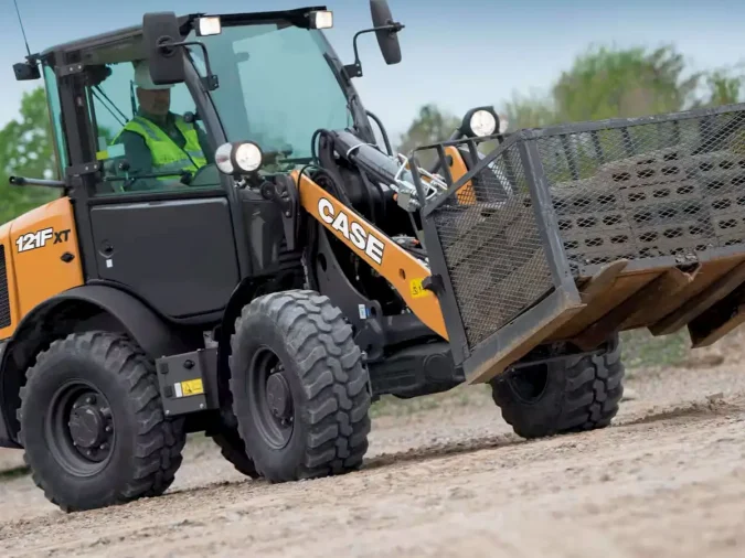 CASE 121F Compact Wheel Loader