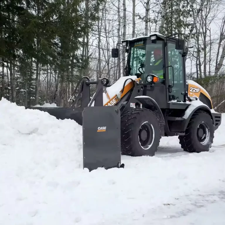 CASE 221F Compact Wheel Loader