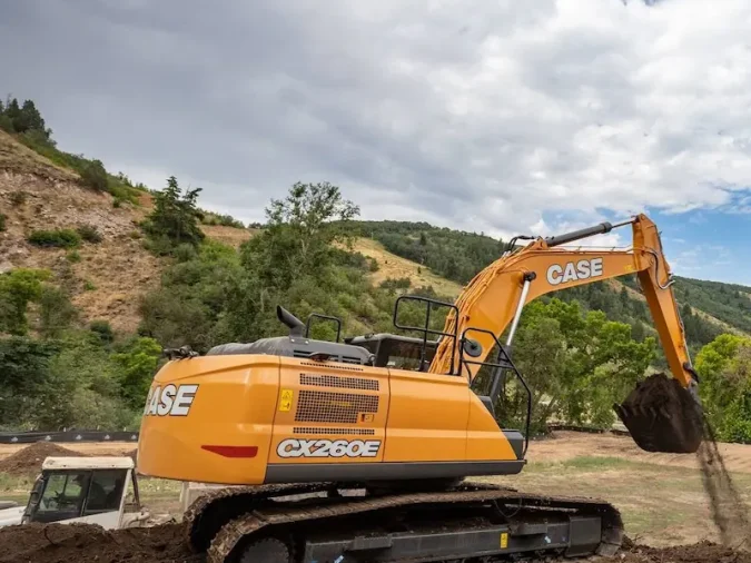 CASE CX260E Full-Size Excavator