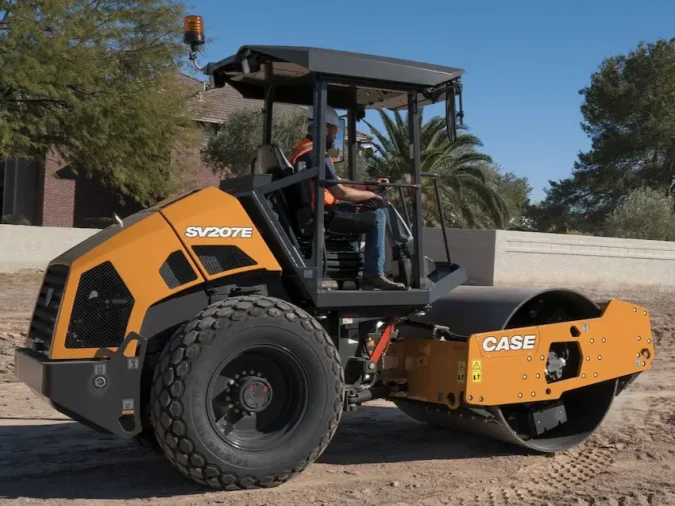 CASE SV207E Single Drum Vibratory Roller