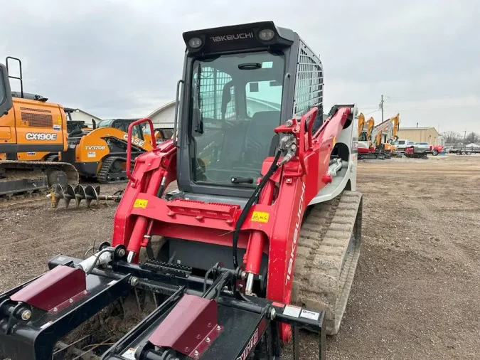2022 Takeuchi TL12R2 Compact-track-Loader Rental Equipment