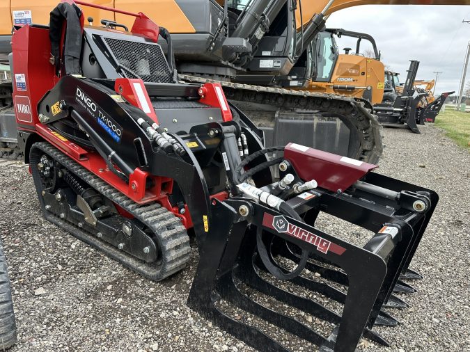 Toro® Dingo® TX 1000 Mini Track Loader, Narrow - 415068011