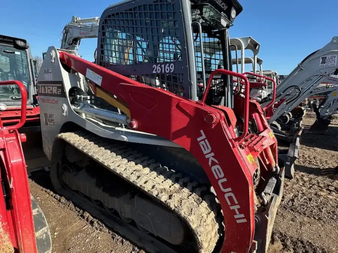 Takeuchi TL12R2 Compact Track Loader for rent - 412105579