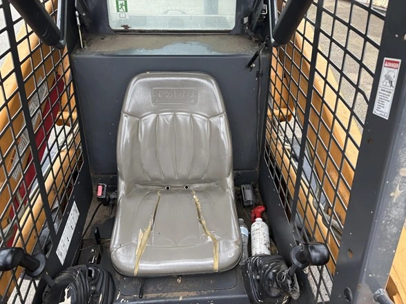 2002 CASE 70X Skid Steer Loader