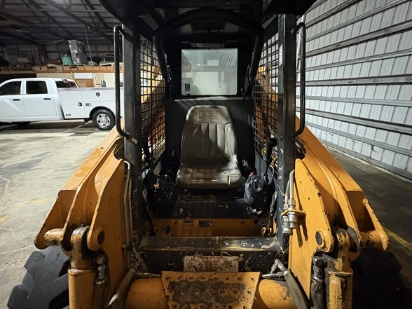 2002 CASE 70X Skid Steer Loader