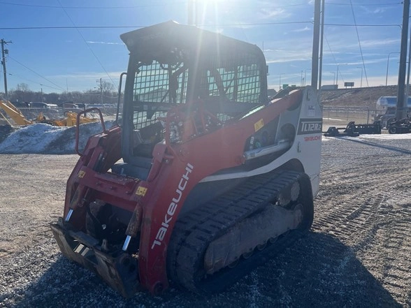 2022 Takeuchi TL12R2-CR Compact Track Loader - EQ0026092
