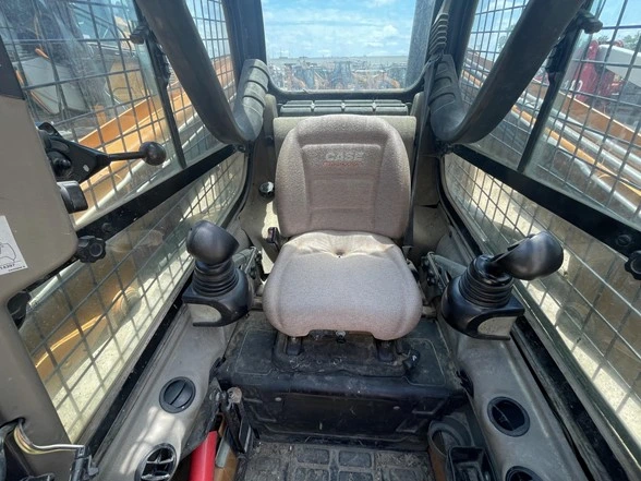 2012 CASE TR270B Compact Track Loader - EQ0050269