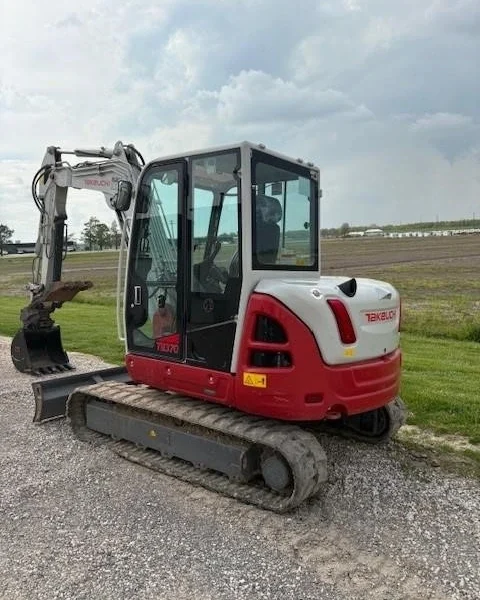 2022 TAKEUCHI TB370 EQ0039425