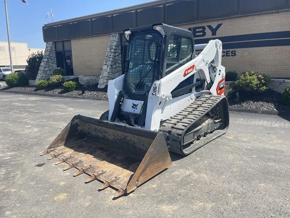 2023 Bobcat T650 Compact Track Loader - B5FF12396