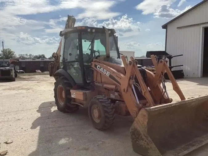 2011 case extendahoe 580sn front