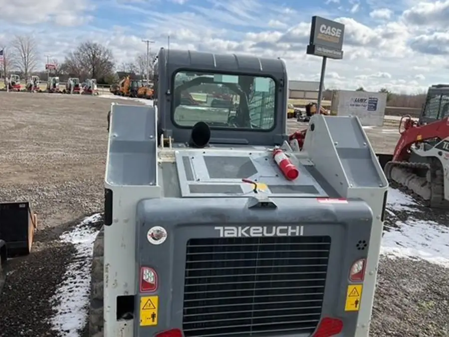 takeuchi track loader tl12r2 back