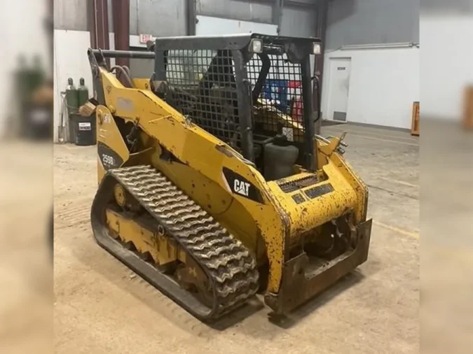 compact track loader caterpillar 259b3 front right