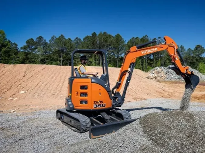 hitachi-compact-excavator-working