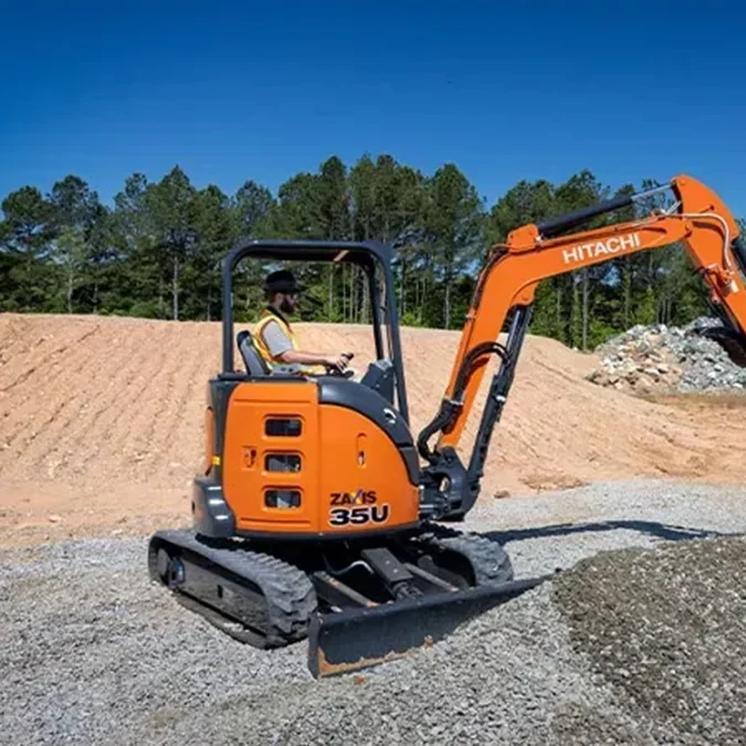 hitachi-compact-excavator-working