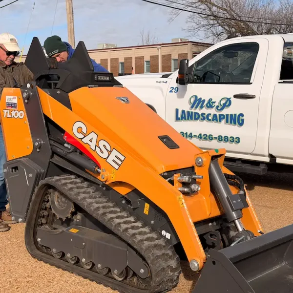 CASE TL100 Delivery: The Right Machine in the Right Hands