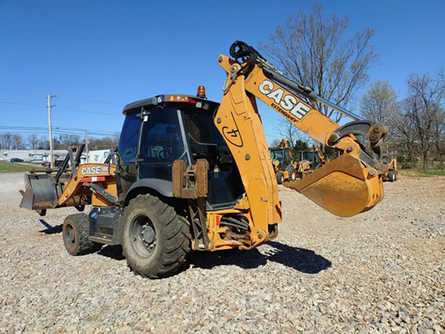 580SN Backhoe Loader CASE back left